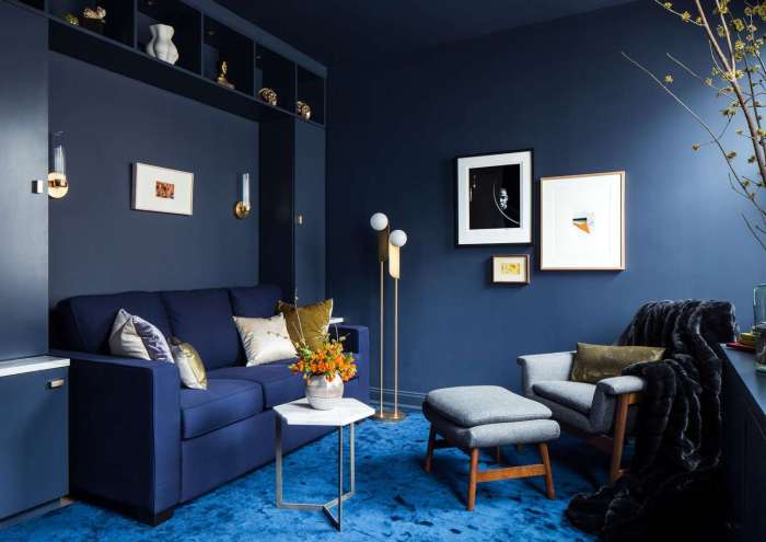 Wohnzimmer blaue wand